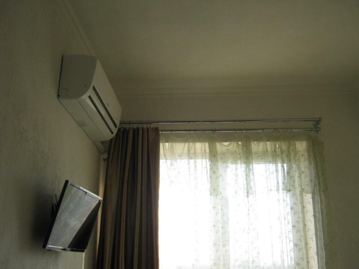 Мини Отель П88/1 Odessa Exterior foto