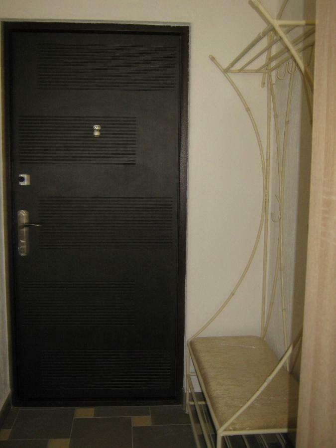 Мини Отель П88/1 Odessa Exterior foto