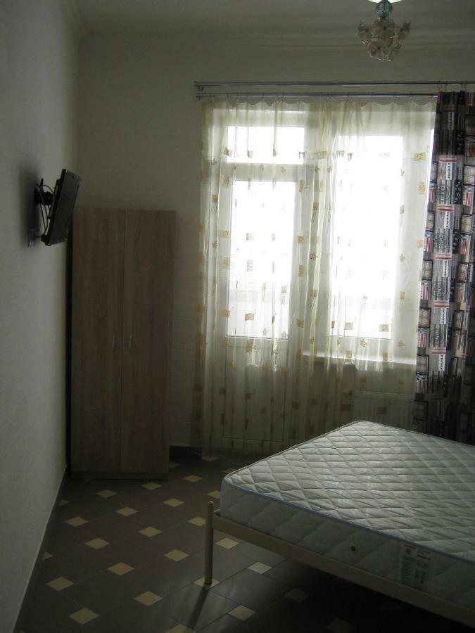 Мини Отель П88/1 Odessa Exterior foto